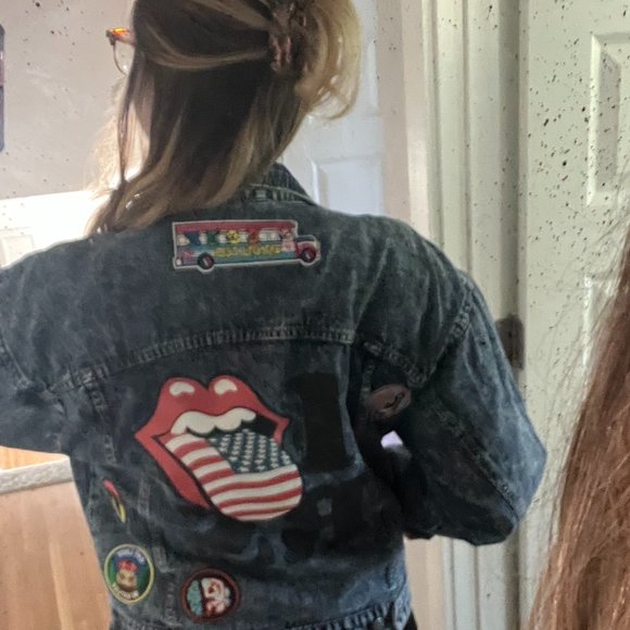 UPCYCLED HANDMADE BY ME ROLLING STONES JEAN JACKET PATCHES GRATEFUL DEAD DENIM - Picture 12 of 16